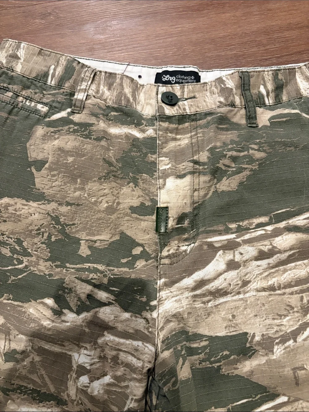LRG brand Camouflage Shorts - size 34